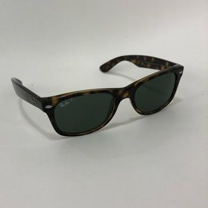 Ray-Ban polarized Wayfarer sunglasses